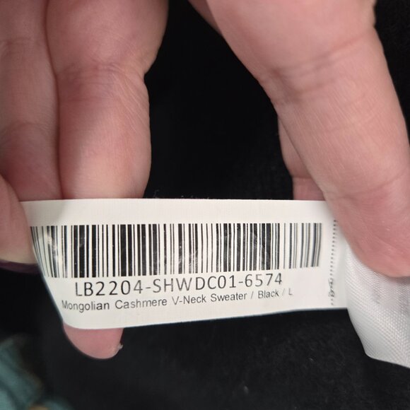 Quince Black 100% Mongolian Cashmere V-Neck Size Large - Picture 11 of 11